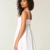 Μίνι φόρεμα Babydoll Tie-Strap Μίνι φόρεμα Babydoll Tie-Strap