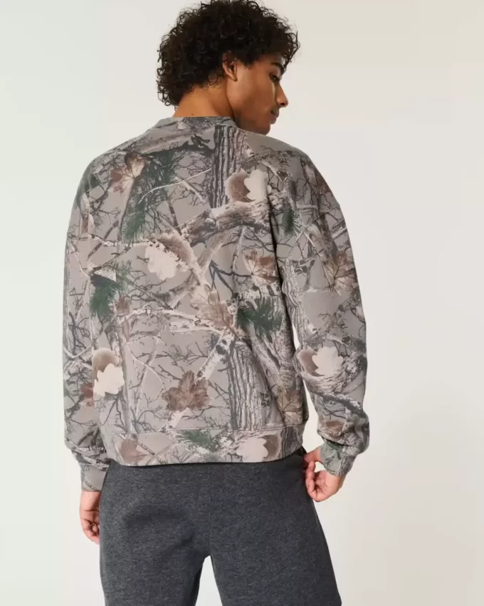 Φούτερ με λογότυπο Boxy Camo Crew Φούτερ με λογότυπο Boxy Camo Crew
