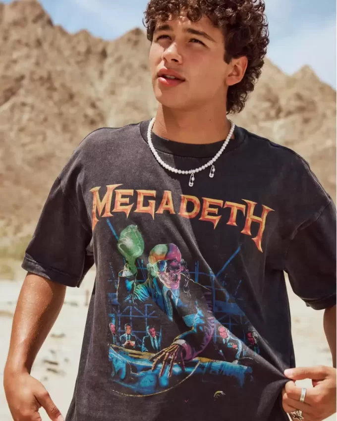 Γραφικό μπλουζάκι Boxy Megadeth Tour Γραφικό μπλουζάκι Boxy Megadeth Tour