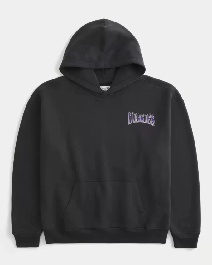Boxy University of Washington Huskies Graphic Hoodie Boxy University of Washington Huskies Graphic Hoodie