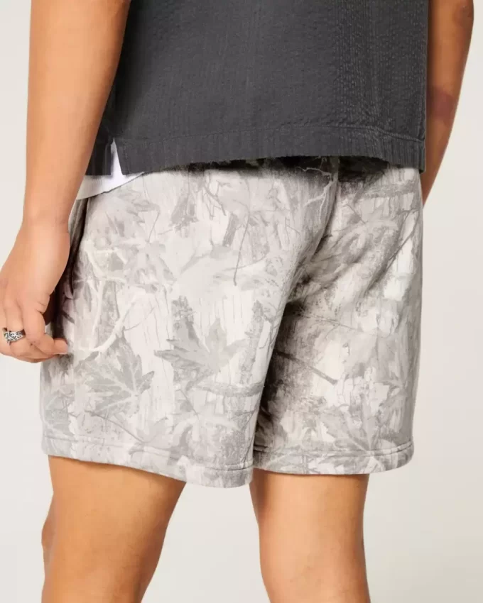 Φλις σορτς Camo στο μέσο του μηρού Φλις σορτς Camo στο μέσο του μηρού
