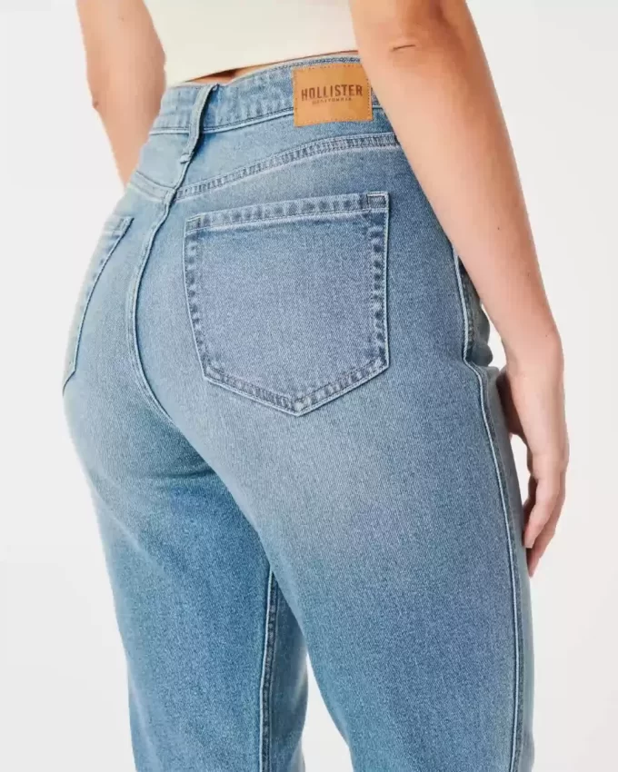 Curvy Ultra High Rise Medium Wash Mom Jeans
