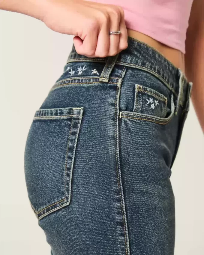 Υψηλό τζιν Dark Wash Embroidered Florals Flare Υψηλό τζιν Dark Wash Embroidered Florals Flare