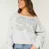 Easy Off-the-Shoulder Number Graphic Crew φούτερ Easy Off-the-Shoulder Number Graphic Crew φούτερ