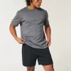 Σορτς Fleece με ψύξη στο μέσο του μηρού Σορτς Fleece με ψύξη στο μέσο του μηρού
