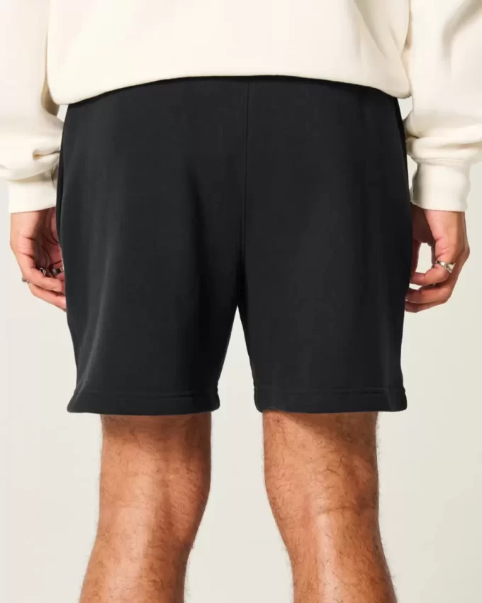 Χαλαρό Fleece Σορτς στο μέσο του μηρού Χαλαρό Fleece Σορτς στο μέσο του μηρού