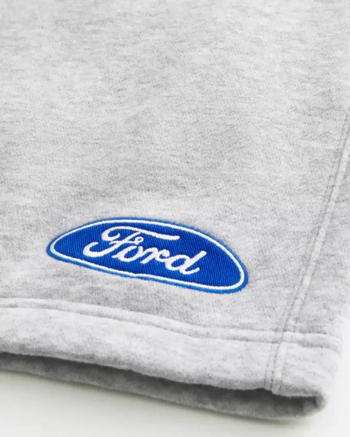 Γραφικά σορτς Ford Hollister Feel Good Fleece στο μέσο του μηρού Γραφικά σορτς Ford Hollister Feel Good Fleece στο μέσο του μηρού
