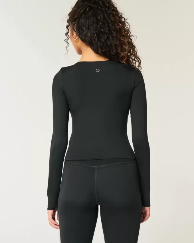 Gilly Hicks Active Recharge Ruched Sweetheart Top Gilly Hicks Active Recharge Ruched Sweetheart Top