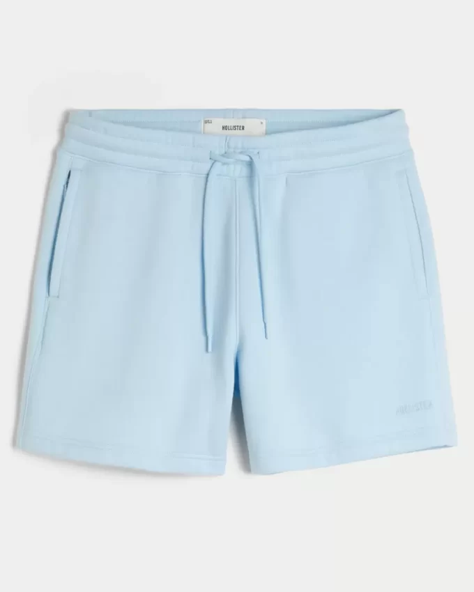 Φαρδύ σορτς Hollister Feel Good Fleece στο μέσο του μηρού Φαρδύ σορτς Hollister Feel Good Fleece στο μέσο του μηρού