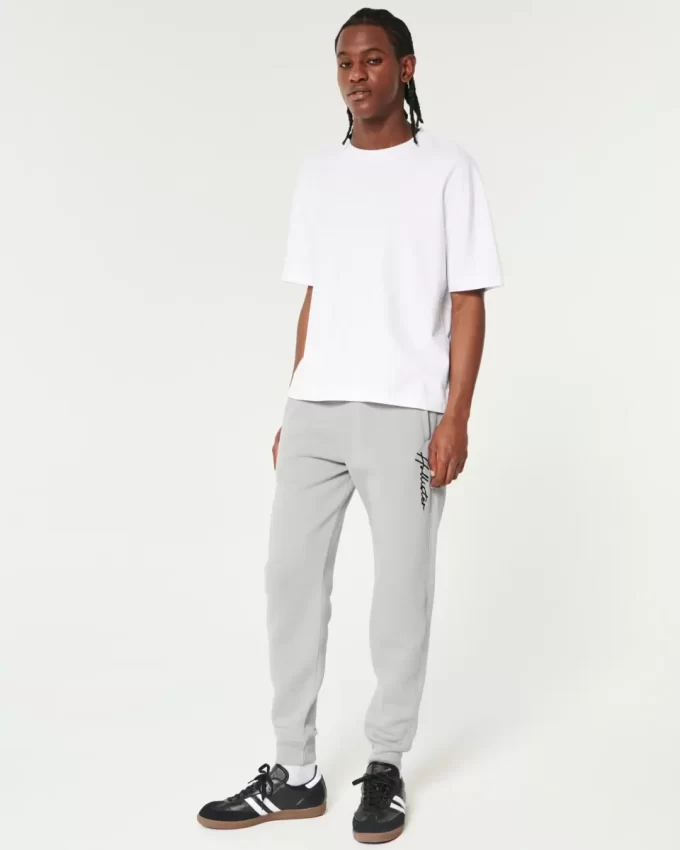 Χαλαροί Joggers με λογότυπο Fleece Χαλαροί Joggers με λογότυπο Fleece