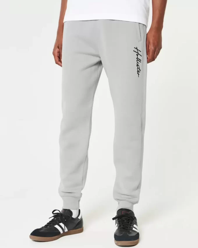 Χαλαροί Joggers με λογότυπο Fleece Χαλαροί Joggers με λογότυπο Fleece