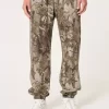 Χαλαροί Joggers με λογότυπο Fleece Χαλαροί Joggers με λογότυπο Fleece