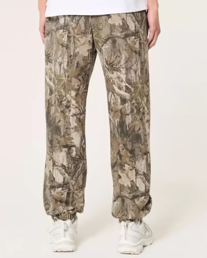 Χαλαροί Joggers με λογότυπο Fleece Χαλαροί Joggers με λογότυπο Fleece
