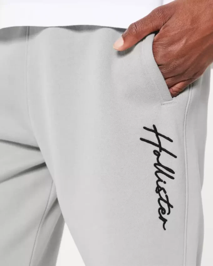 Χαλαροί Joggers με λογότυπο Fleece Χαλαροί Joggers με λογότυπο Fleece
