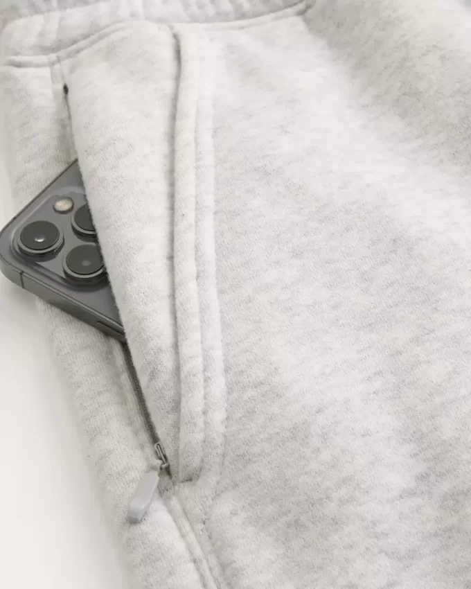 Χαλαροί Joggers με λογότυπο Fleece Χαλαροί Joggers με λογότυπο Fleece