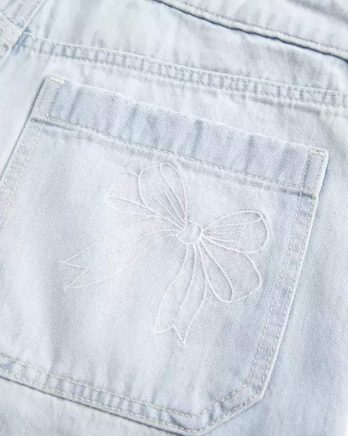 Χαμηλό ύψος Light Wash Bow Graphic Baggy Jort Χαμηλό ύψος Light Wash Bow Graphic Baggy Jort