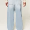 Κεντημένο Light Wash Skater Baggy Jeans Κεντημένο Light Wash Skater Baggy Jeans