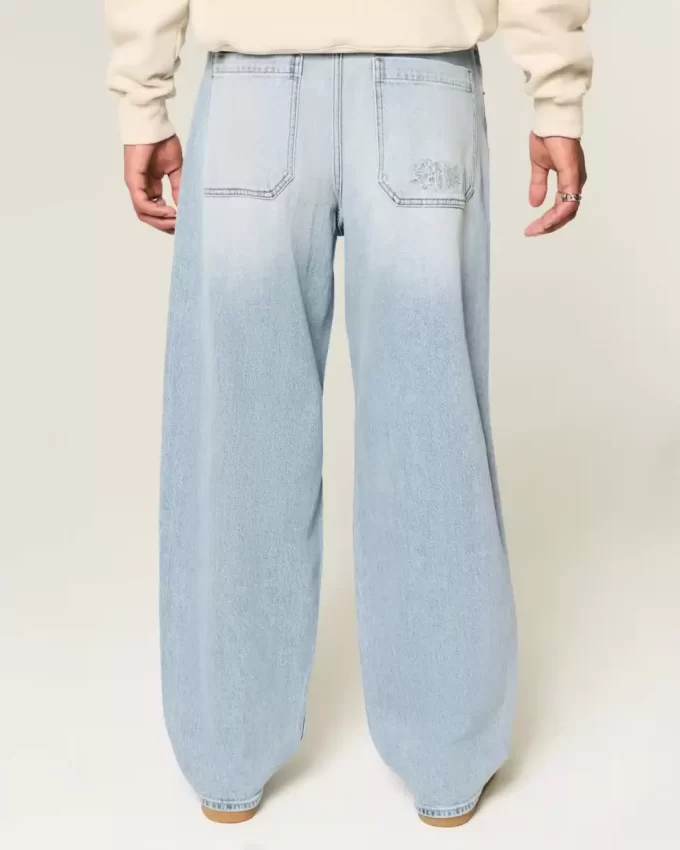 Κεντημένο Light Wash Skater Baggy Jeans Κεντημένο Light Wash Skater Baggy Jeans
