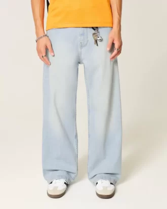 Light Wash Super Baggy Jeans