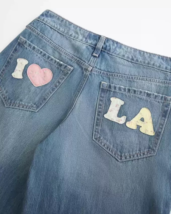 Γραφικά φαρδιά τζιν Los Angeles Medium Wash με χαμηλό ύψος Γραφικά φαρδιά τζιν Los Angeles Medium Wash με χαμηλό ύψος