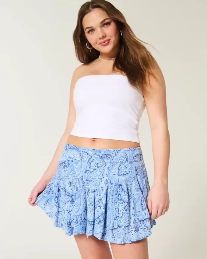 Mini Skort με ασύμμετρο στρίφωμα Mini Skort με ασύμμετρο στρίφωμα