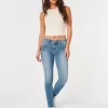 Σούπερ στενό τζιν μεσαίου πλυσίματος χαμηλού ύψους Σούπερ στενό τζιν μεσαίου πλυσίματος χαμηλού ύψους