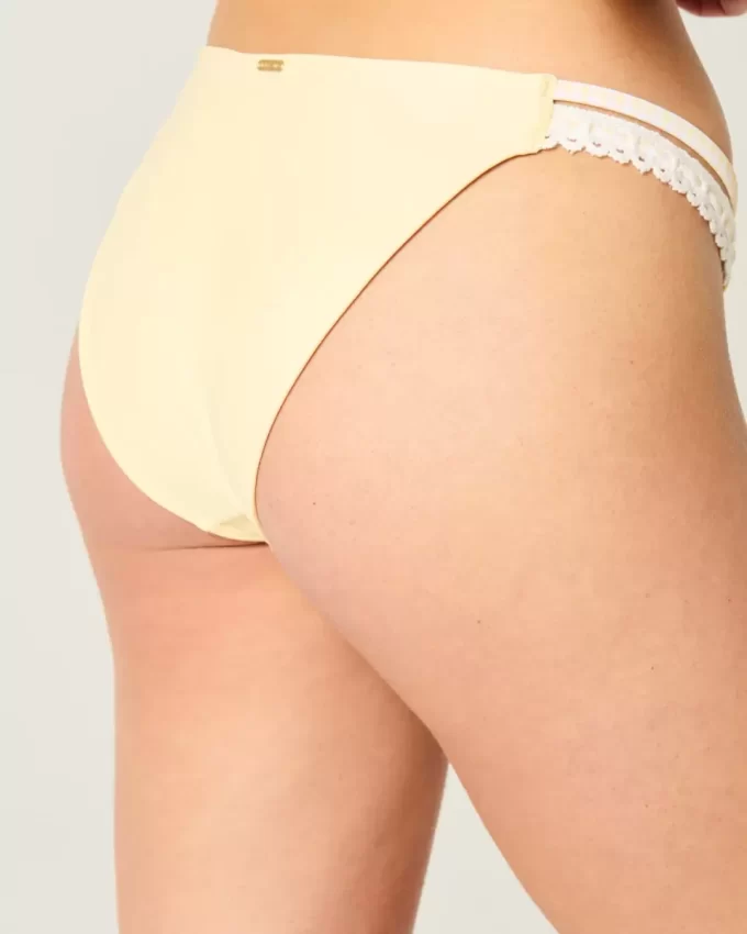 Διακόσμηση με βελονάκι με διπλό λουράκι, ανάγλυφο μπικίνι Διακόσμηση με βελονάκι με διπλό λουράκι, ανάγλυφο μπικίνι