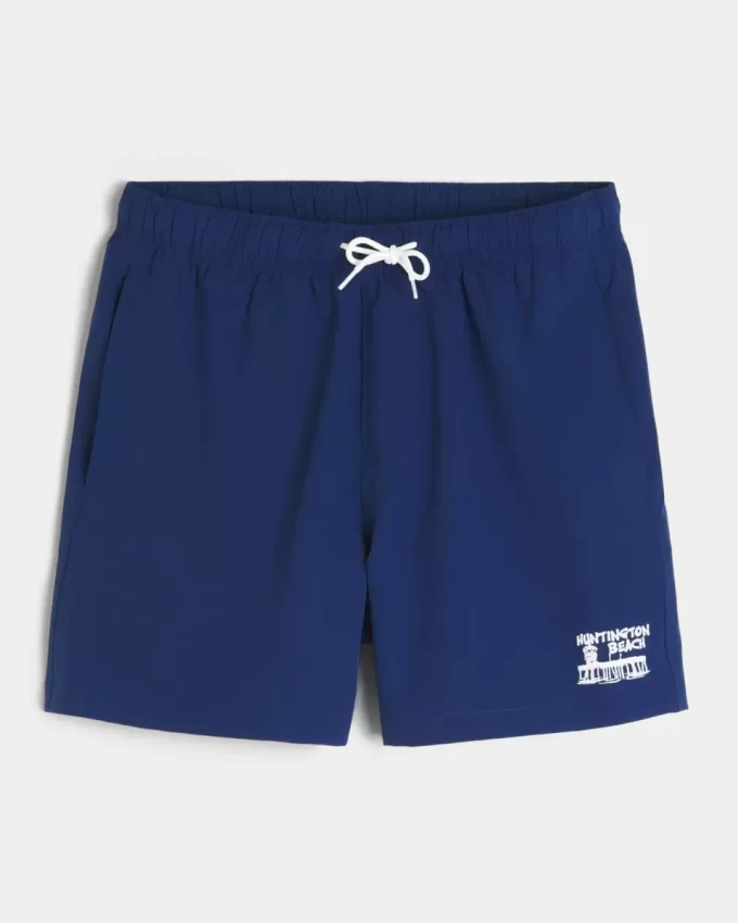 Χάντινγκτον Μπιτς γραφικά κολύμβηση με βόλεϊ στο μέσο του μηρού Χάντινγκτον Μπιτς γραφικά κολύμβηση με βόλεϊ στο μέσο του μηρού