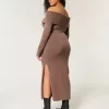 Μίντι πουλόβερ φόρεμα off-the-Shoulder Μίντι πουλόβερ φόρεμα off-the-Shoulder