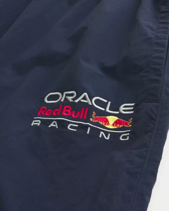 Παντελόνι Oracle Red Bull Racing Graphic φαρδύ Παντελόνι Oracle Red Bull Racing Graphic φαρδύ