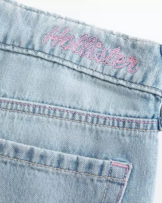 Χαμηλό ύψος Ripped Light Wash Graphic baggy τζιν