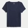 Scoop T-Shirt
