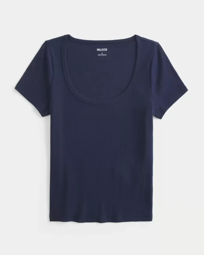 Scoop T-Shirt