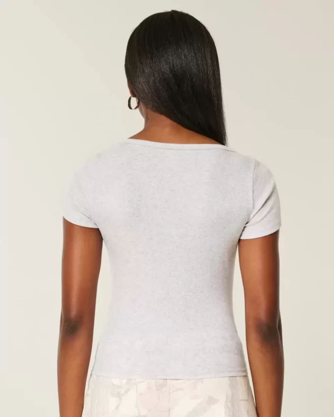 Scoop T-Shirt Scoop T-Shirt