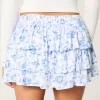 Μίνι Skort σε επίπεδα Μίνι Skort σε επίπεδα