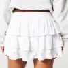 Μίνι Skort σε επίπεδα Μίνι Skort σε επίπεδα