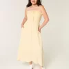 Στράπλες Smocked Maxi Φόρεμα Στράπλες Smocked Maxi Φόρεμα