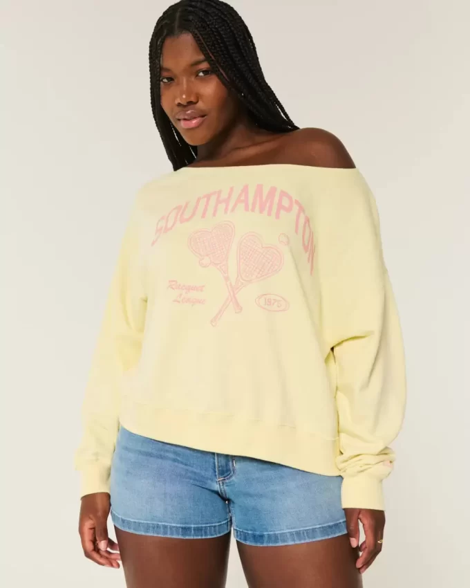Εύκολη γραφική φούτερ Southampton Off-the-Shoulder Εύκολη γραφική φούτερ Southampton Off-the-Shoulder