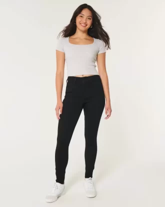 Καμπυλωτό ψηλό μαύρο τζιν Super Skinny