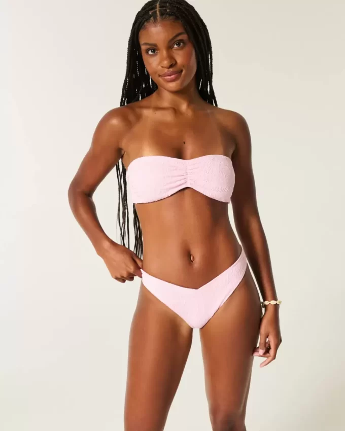 Ψηλοπόδι με V-Waist Jacquard Cheeky Bikini Bottom Ψηλοπόδι με V-Waist Jacquard Cheeky Bikini Bottom